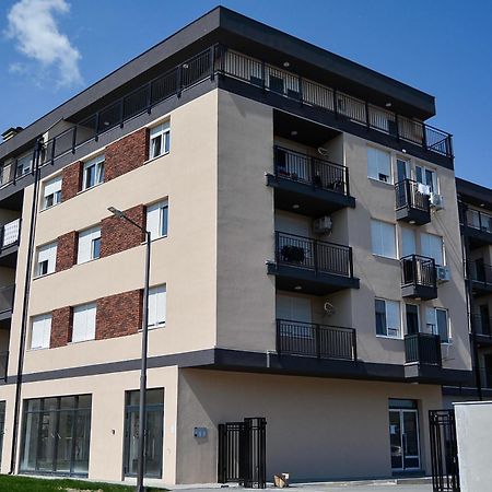 Crown Apartment 3 Subotica Exterior photo